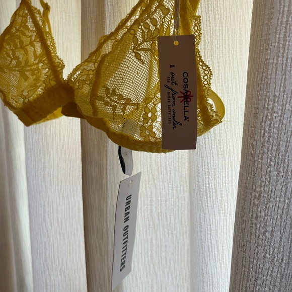 NWT Cosabella X Out From Under Classic Lace Triangle Bralette - Picture 6 of 6